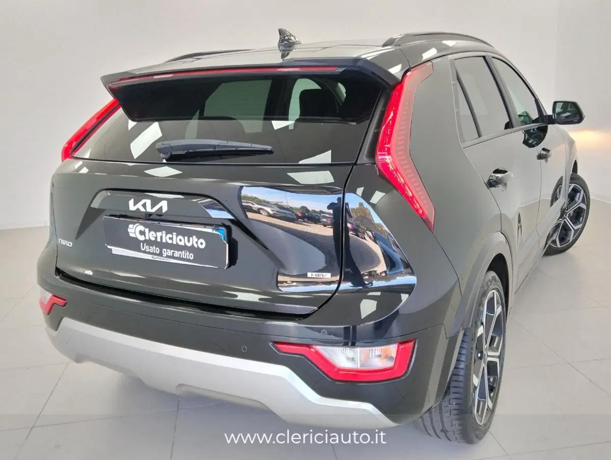 Kia Niro usata a Como (2)