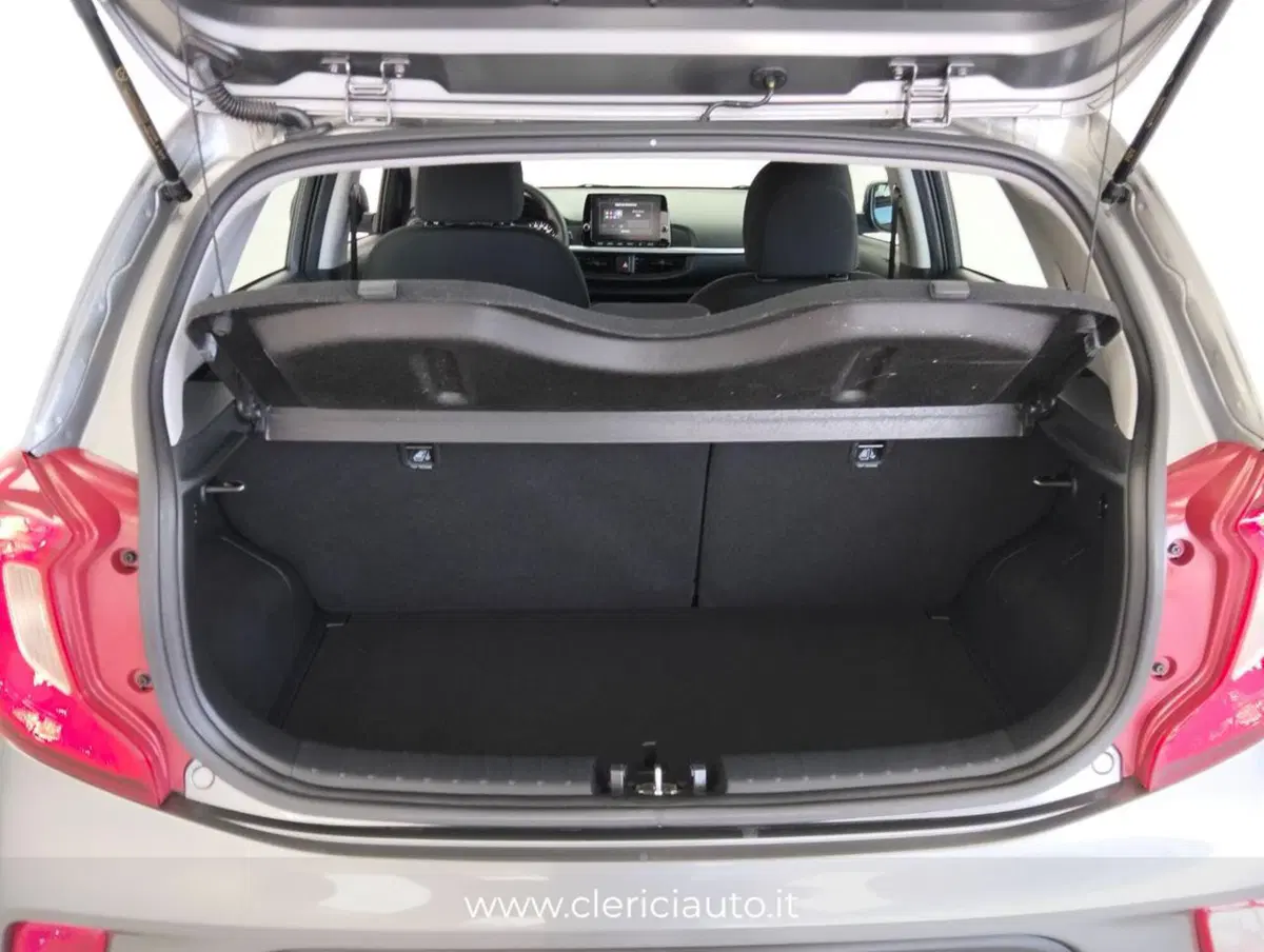 Kia Picanto usata a Como (18)