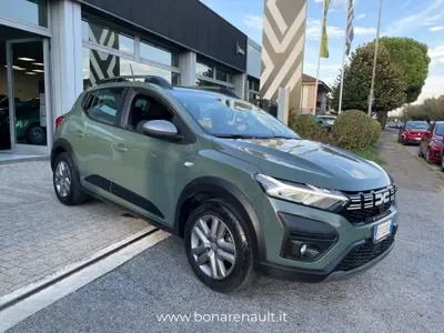 Dacia Sandero Stepway 1.0 TCe 90 CV Comfort del 2023 usata a Lissone