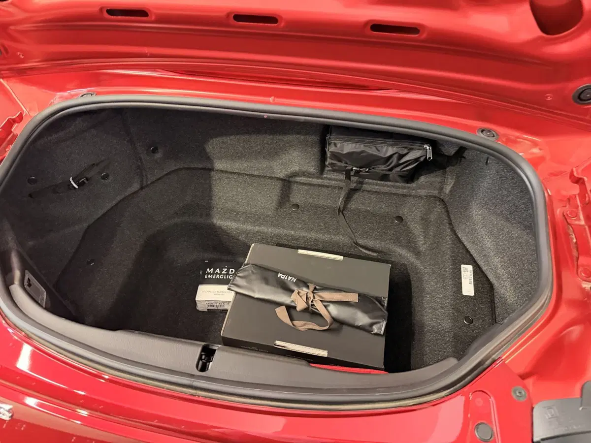 Mazda MX-5 usata a Latina (7)