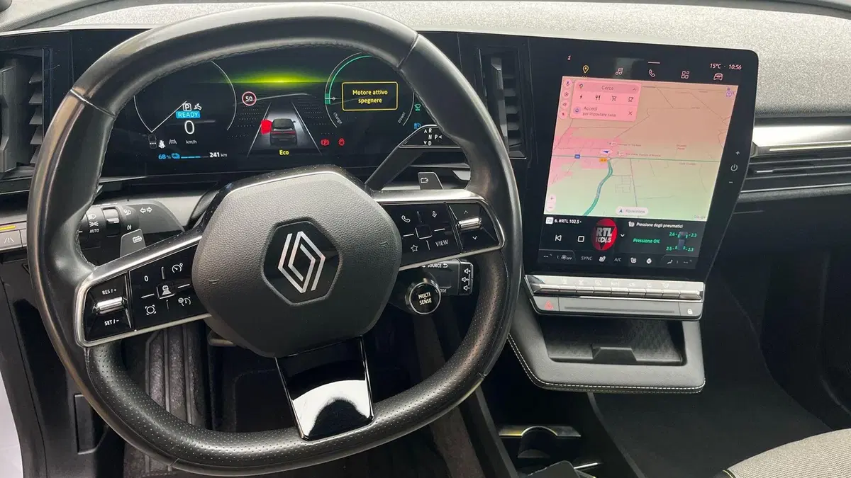 Renault Megane E-Tech Electric usata a Parma (6)