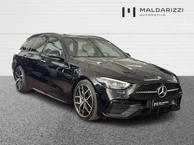 Mercedes-Benz Classe C Station Wagon 220 d mhev AMG Line Premium Plus 4matic 197cv auto del 2024 usata a Foggia