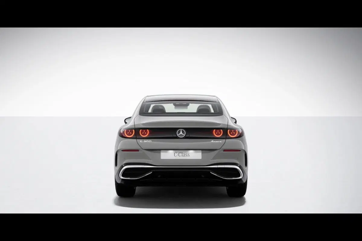 Mercedes-Benz Classe C nuova a Pescara (2)
