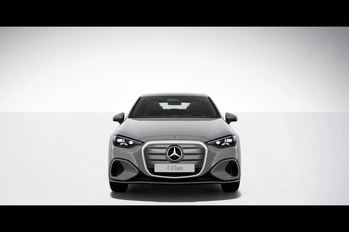 Mercedes-Benz Classe C nuova a Pescara (4)