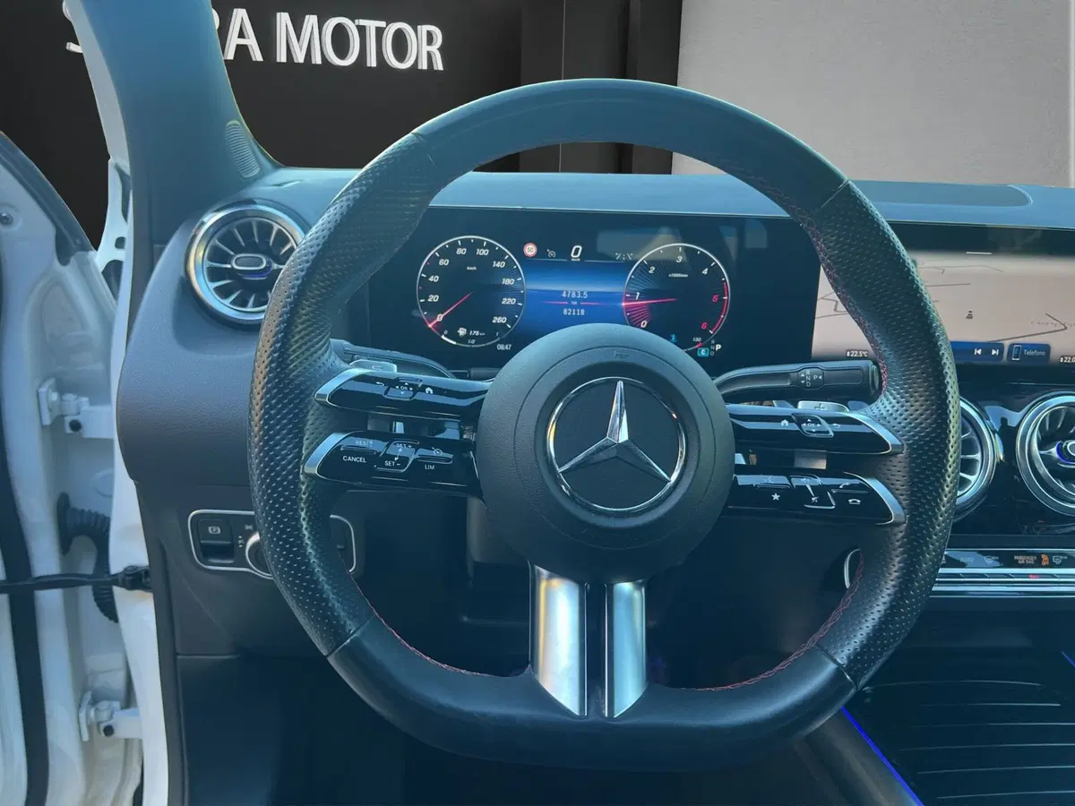 Mercedes-Benz GLA SUV usata a Cosenza (10)