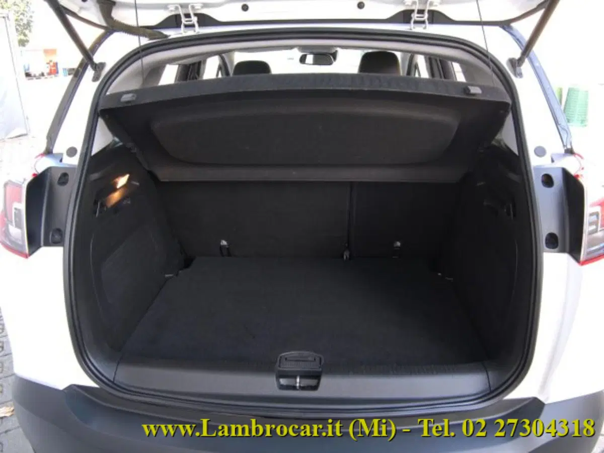 Opel Crossland X usata a Milano (10)
