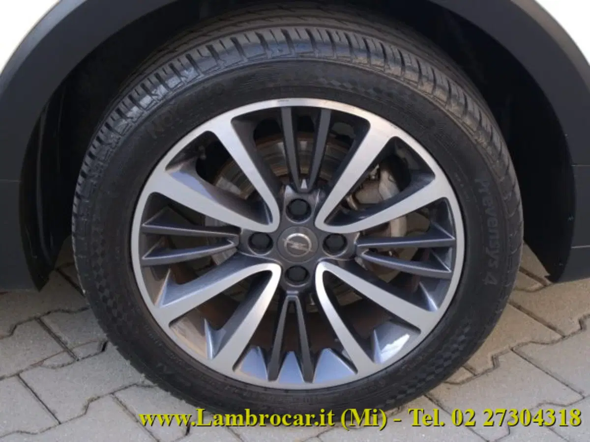 Opel Crossland X usata a Milano (14)