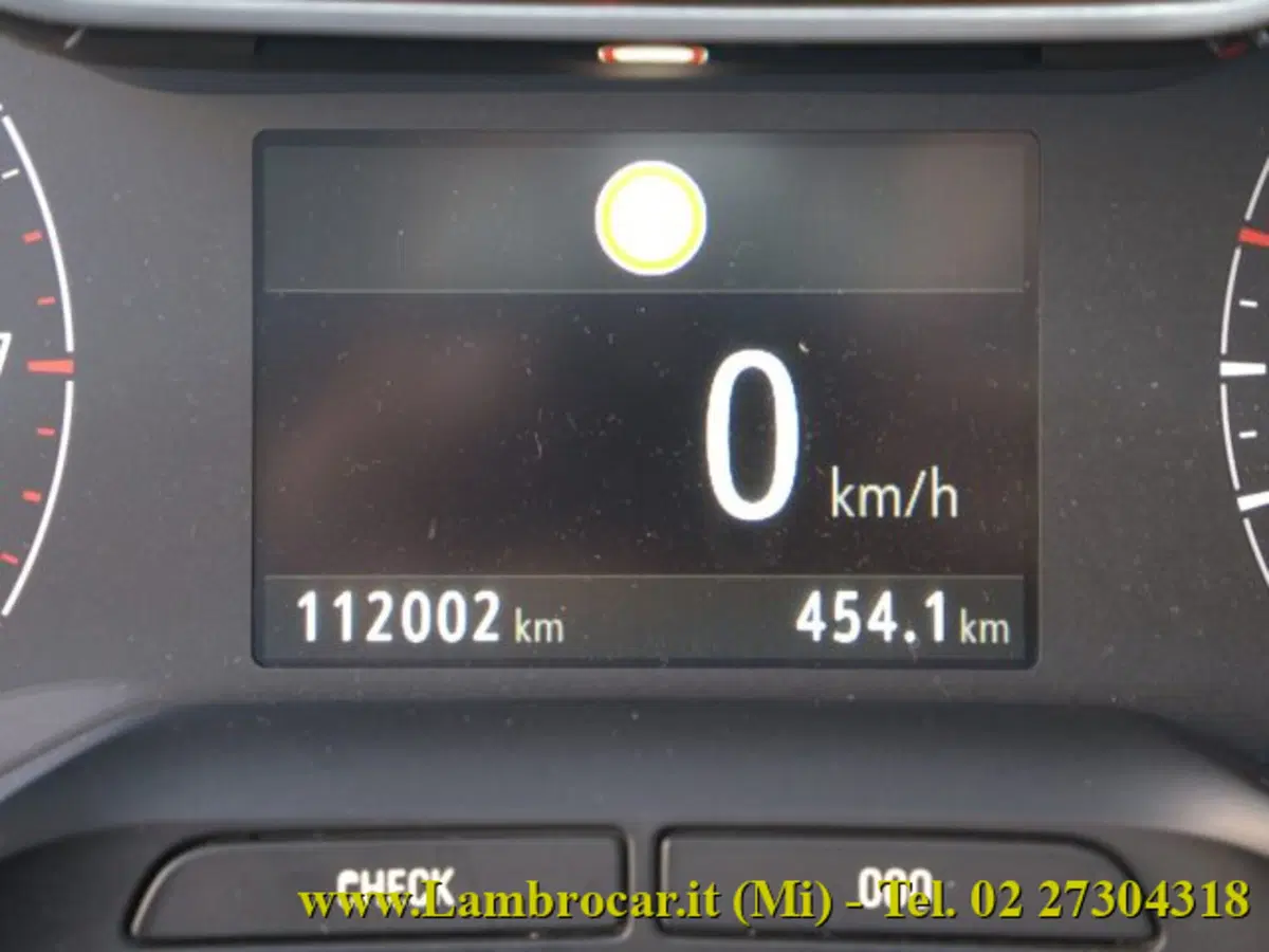 Opel Crossland X usata a Milano (7)