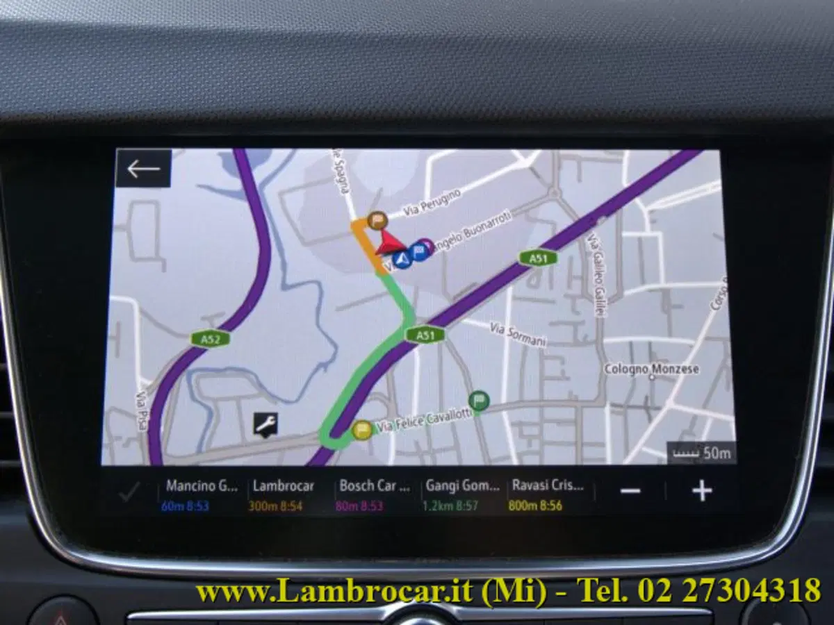 Opel Crossland X usata a Milano (8)
