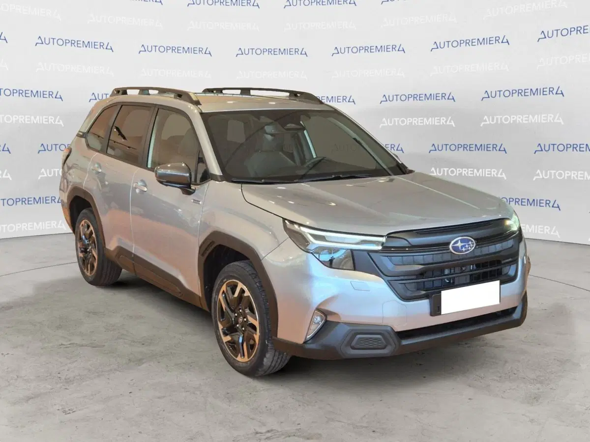 Subaru Forester nuova a Como (3)