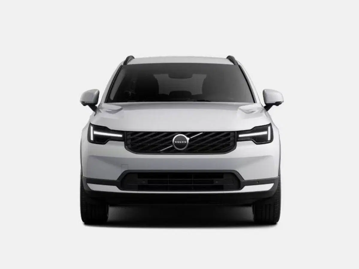 Volvo XC40 nuova a Como (2)