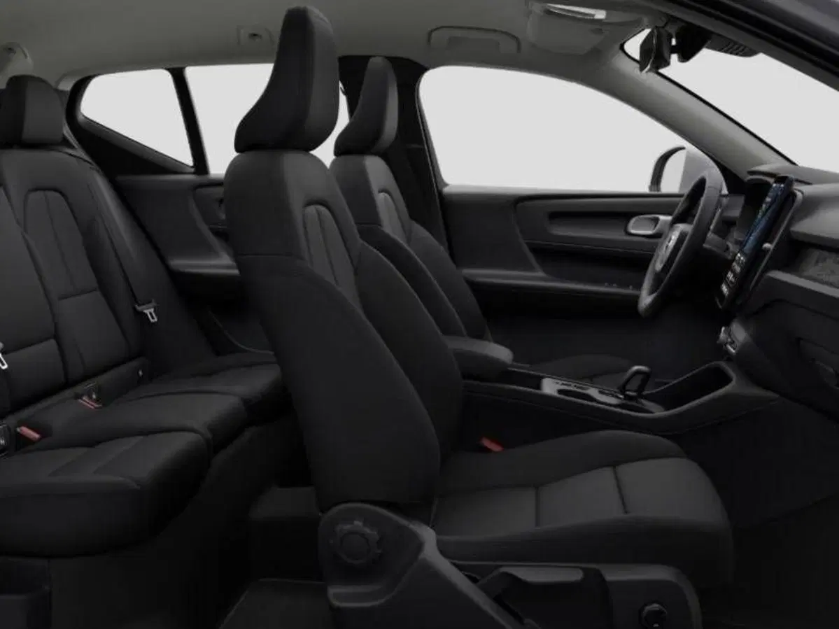 Volvo XC40 nuova a Como (6)