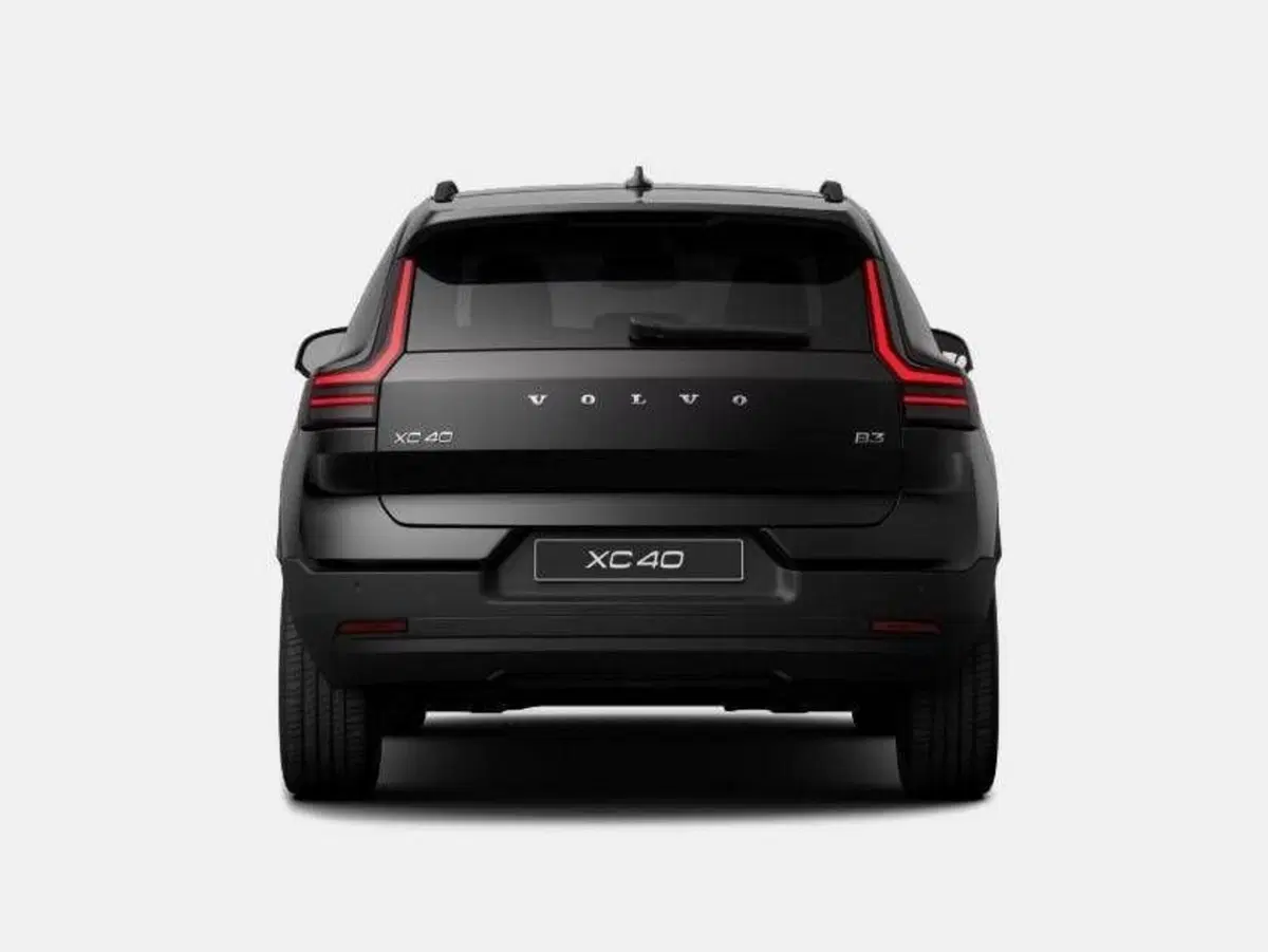 Volvo XC40 nuova a Como (3)