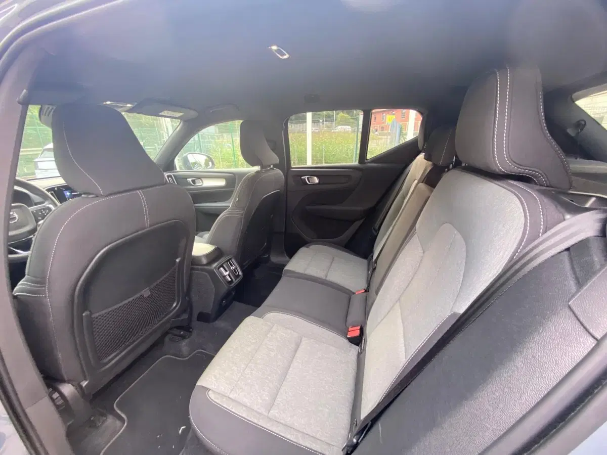 Volvo XC40 usata a Como (11)
