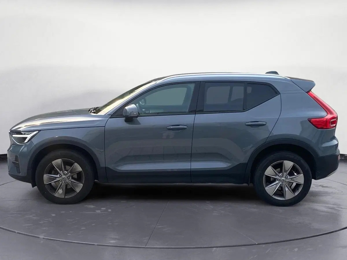 Volvo XC40 usata a Como (2)