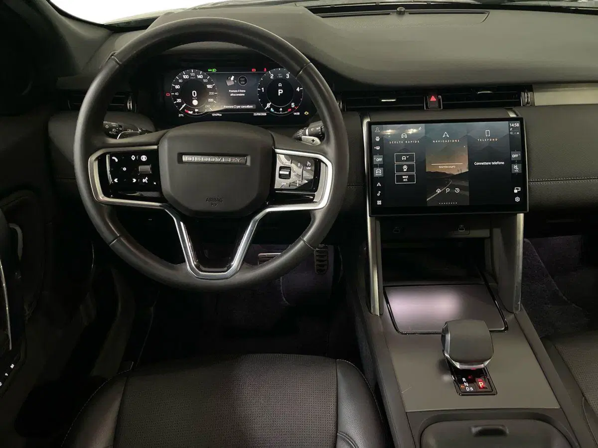 Land Rover Discovery Sport usata a Macerata (12)