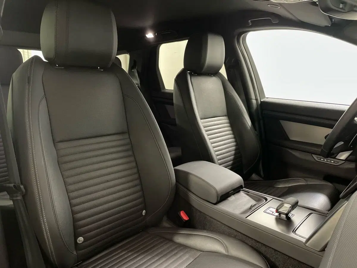 Land Rover Discovery Sport usata a Macerata (9)