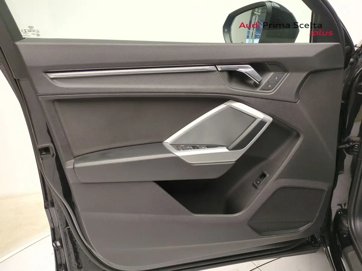 Audi Q3 Sportback usata a Avellino (13)