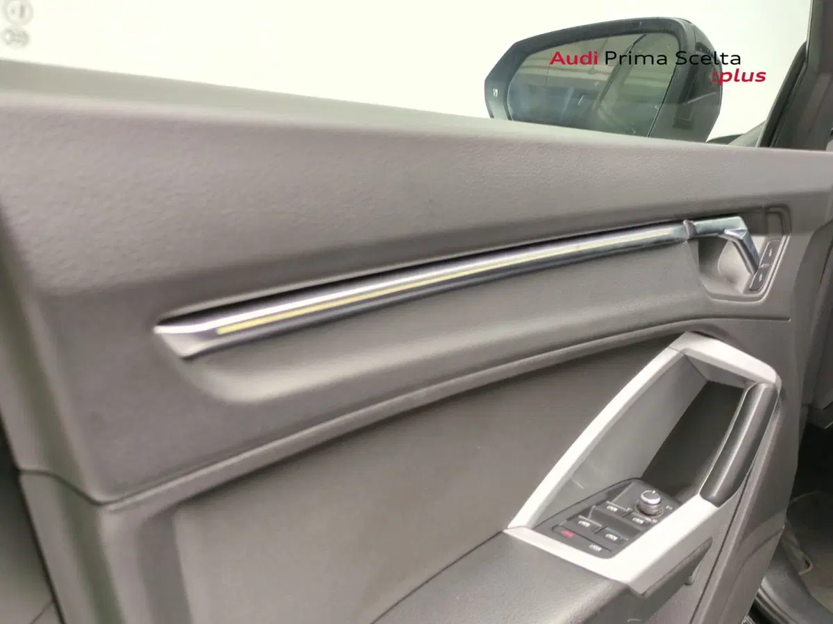 Audi Q3 Sportback usata a Avellino (14)