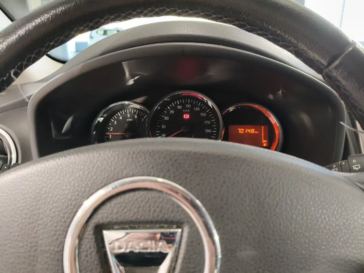 Dacia Sandero usata a Brescia (10)