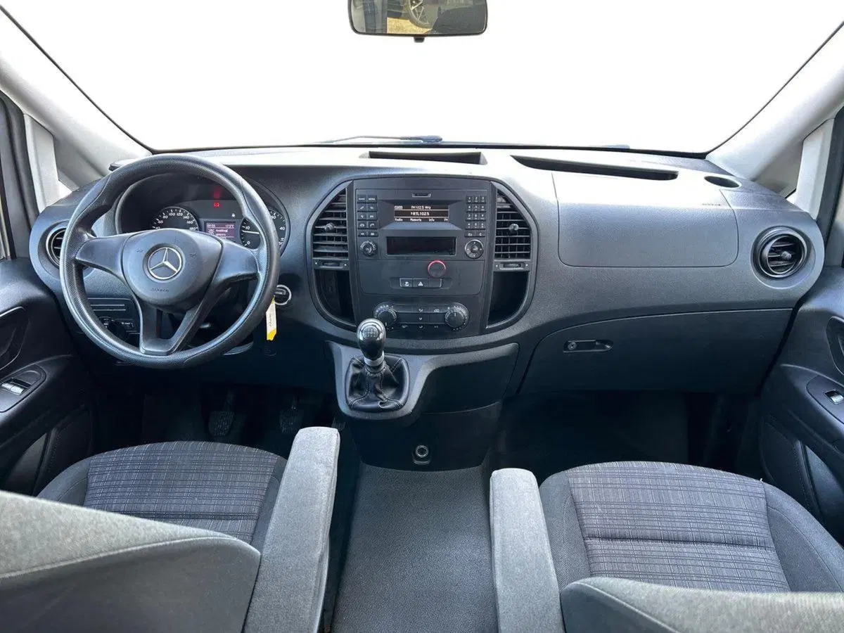 Mercedes-Benz Vito usata a Milano (8)