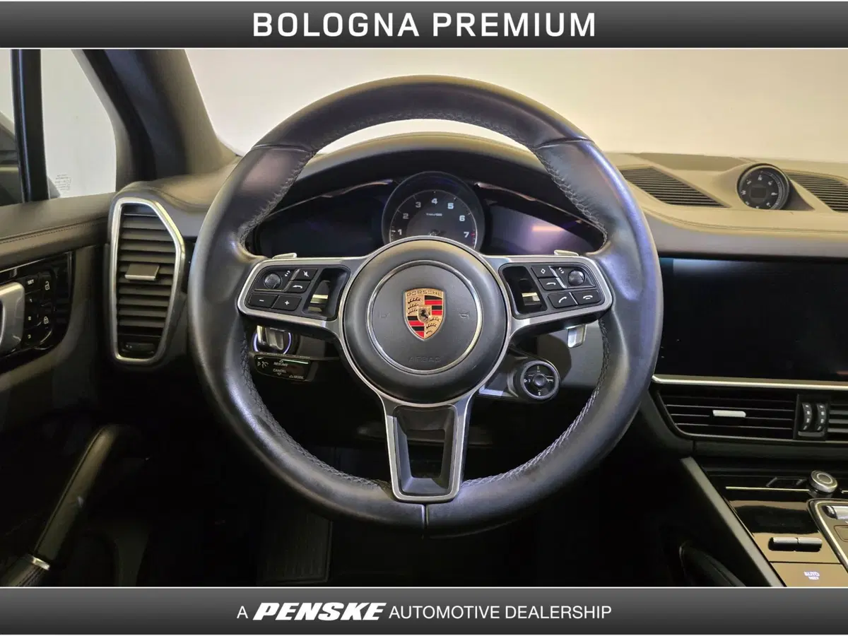 Porsche Cayenne usata a Bologna (19)