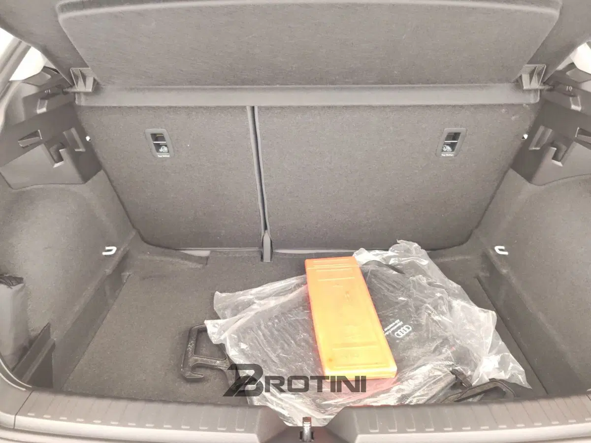 Audi A1 Sportback usata a Massa-Carrara (11)