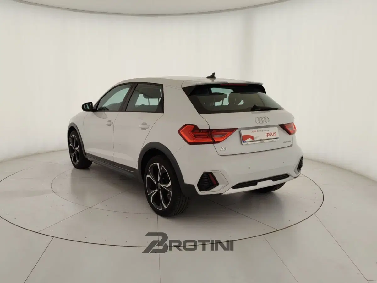 Audi A1 Sportback usata a Massa-Carrara (2)