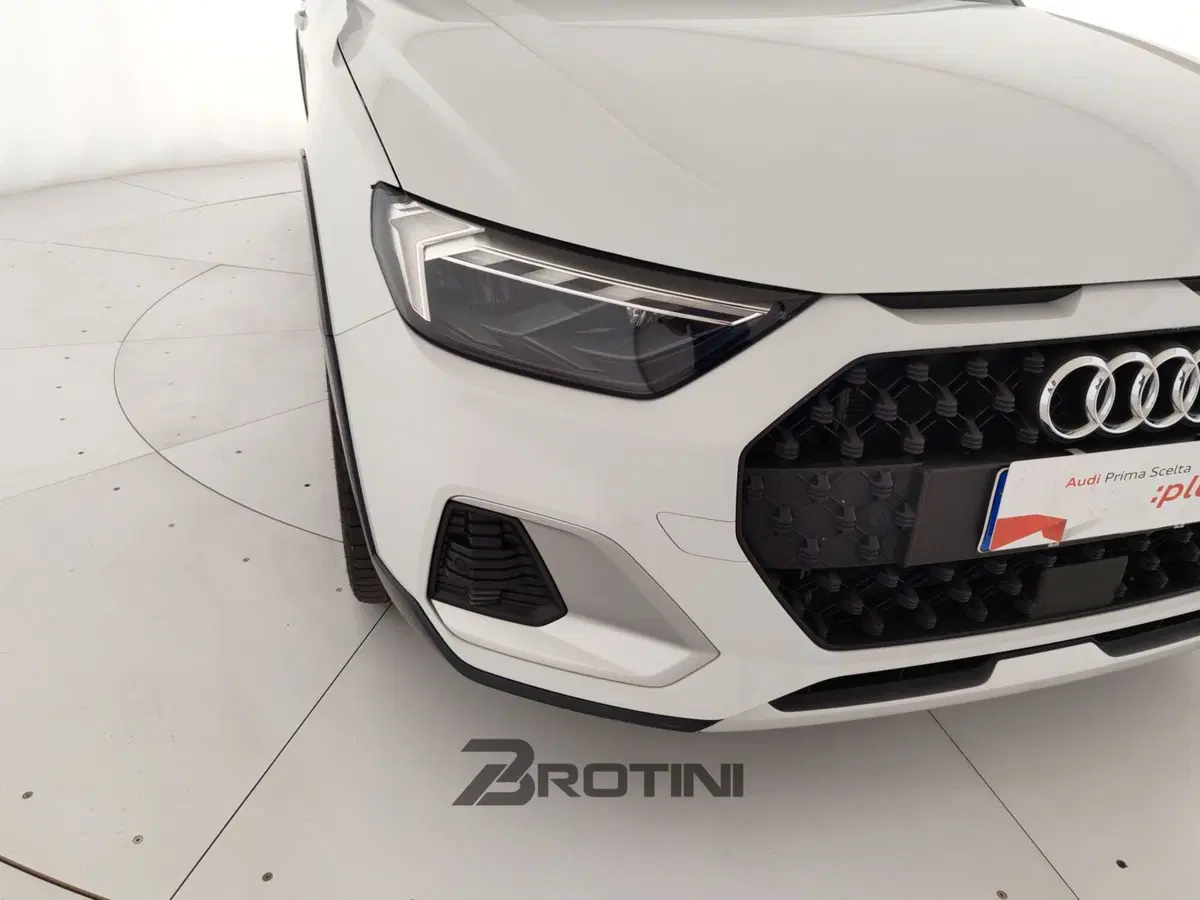Audi A1 Sportback usata a Massa-Carrara (5)