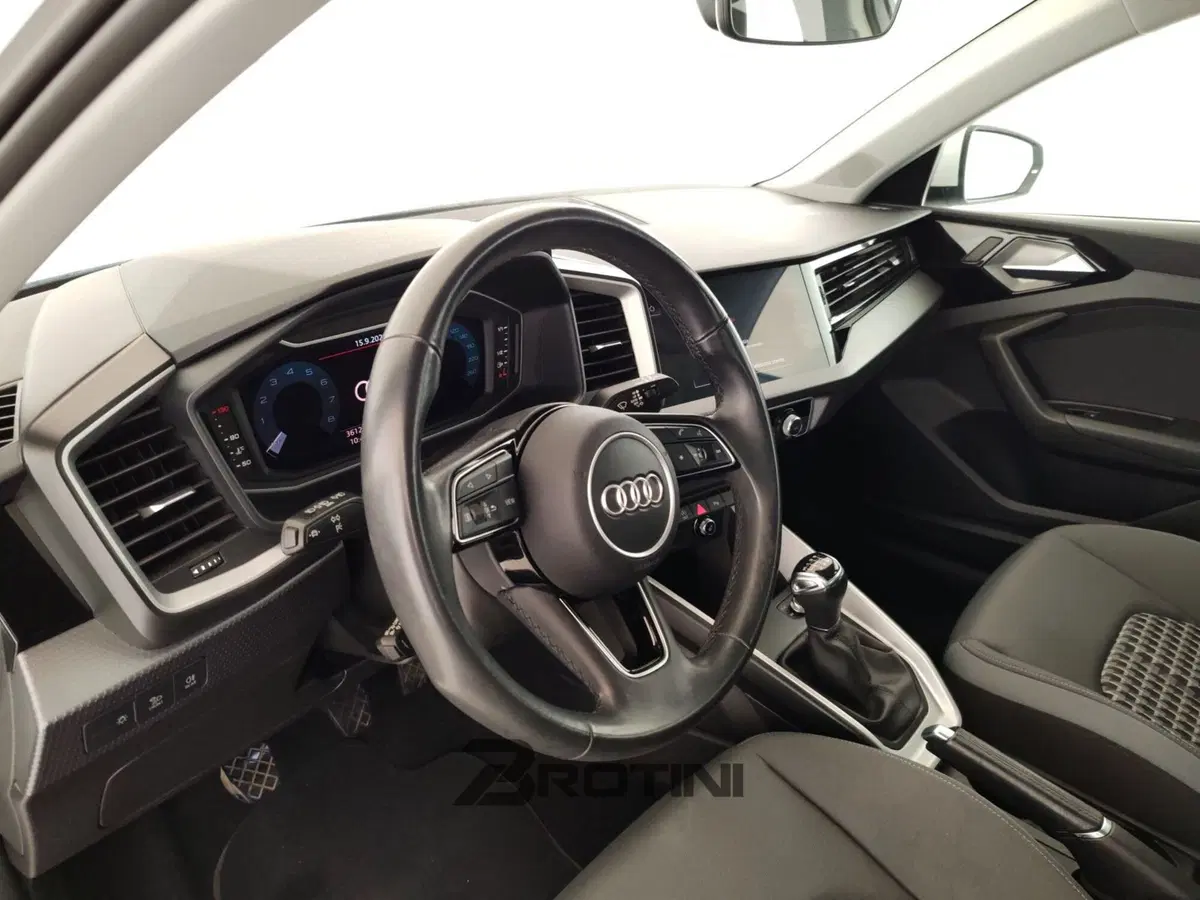 Audi A1 Sportback usata a Massa-Carrara (8)