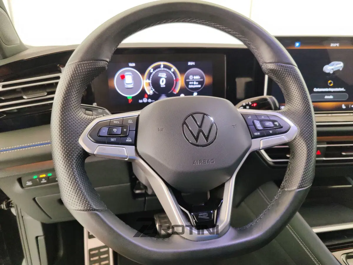 Volkswagen Tiguan usata a Massa-Carrara (13)