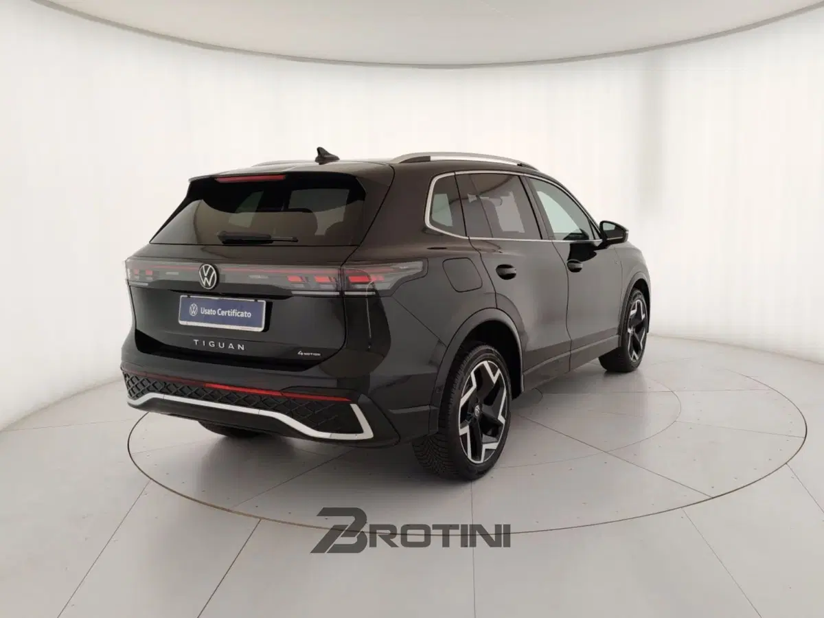 Volkswagen Tiguan usata a Massa-Carrara (3)