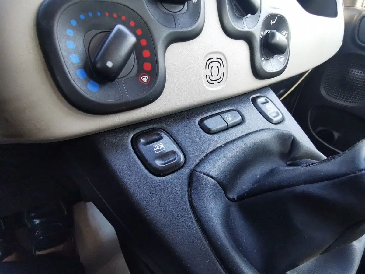 Fiat Panda usata a Brindisi (12)