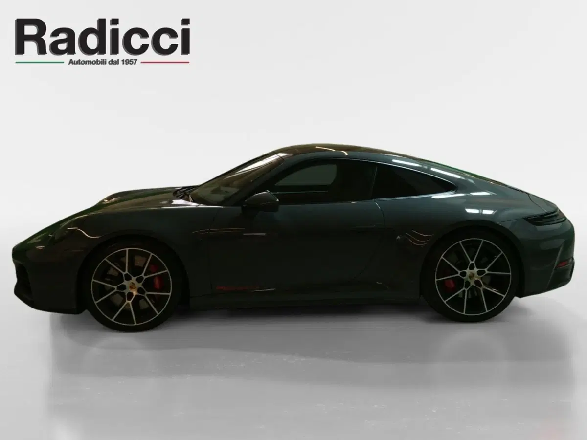 Porsche 911 Coupé usata a Bari (10)