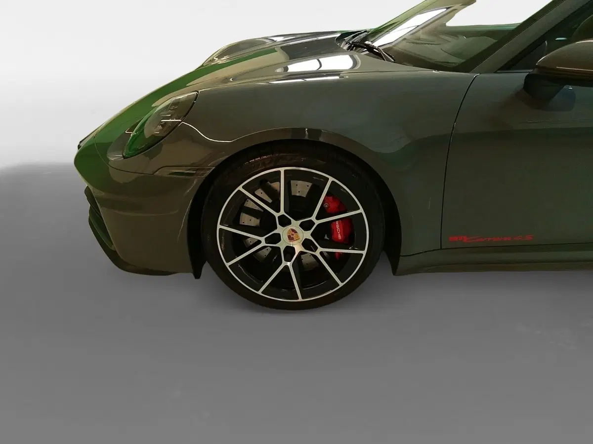 Porsche 911 Coupé usata a Bari (11)