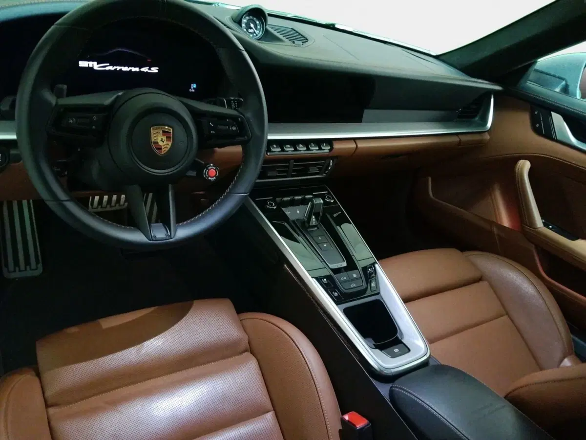 Porsche 911 Coupé usata a Bari (13)