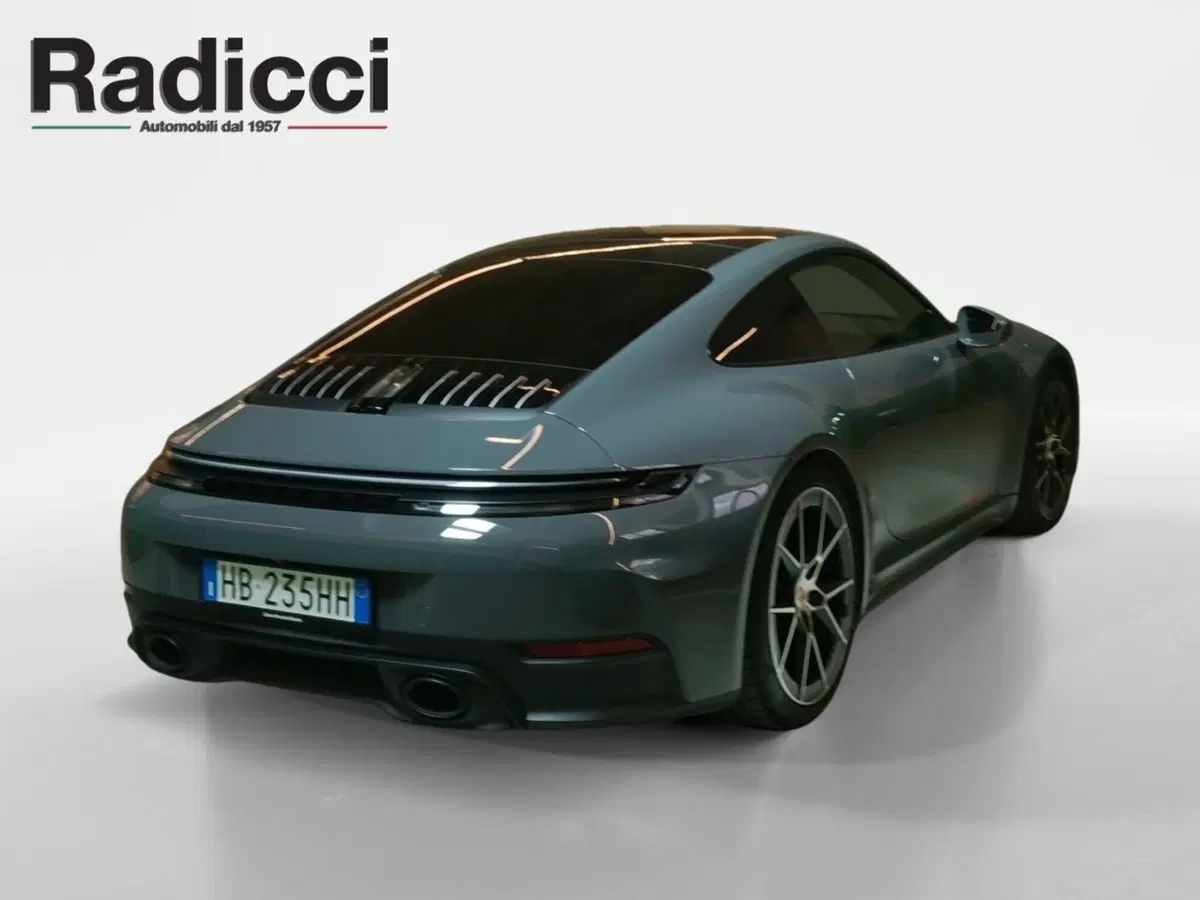 Porsche 911 Coupé usata a Bari (7)