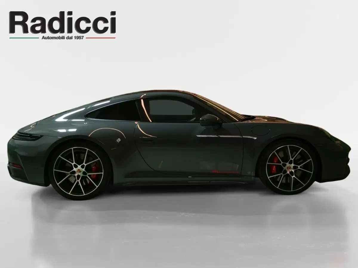 Porsche 911 Coupé usata a Bari (8)