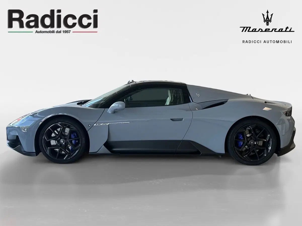 Maserati MC20 Spider usata a Ancona (12)