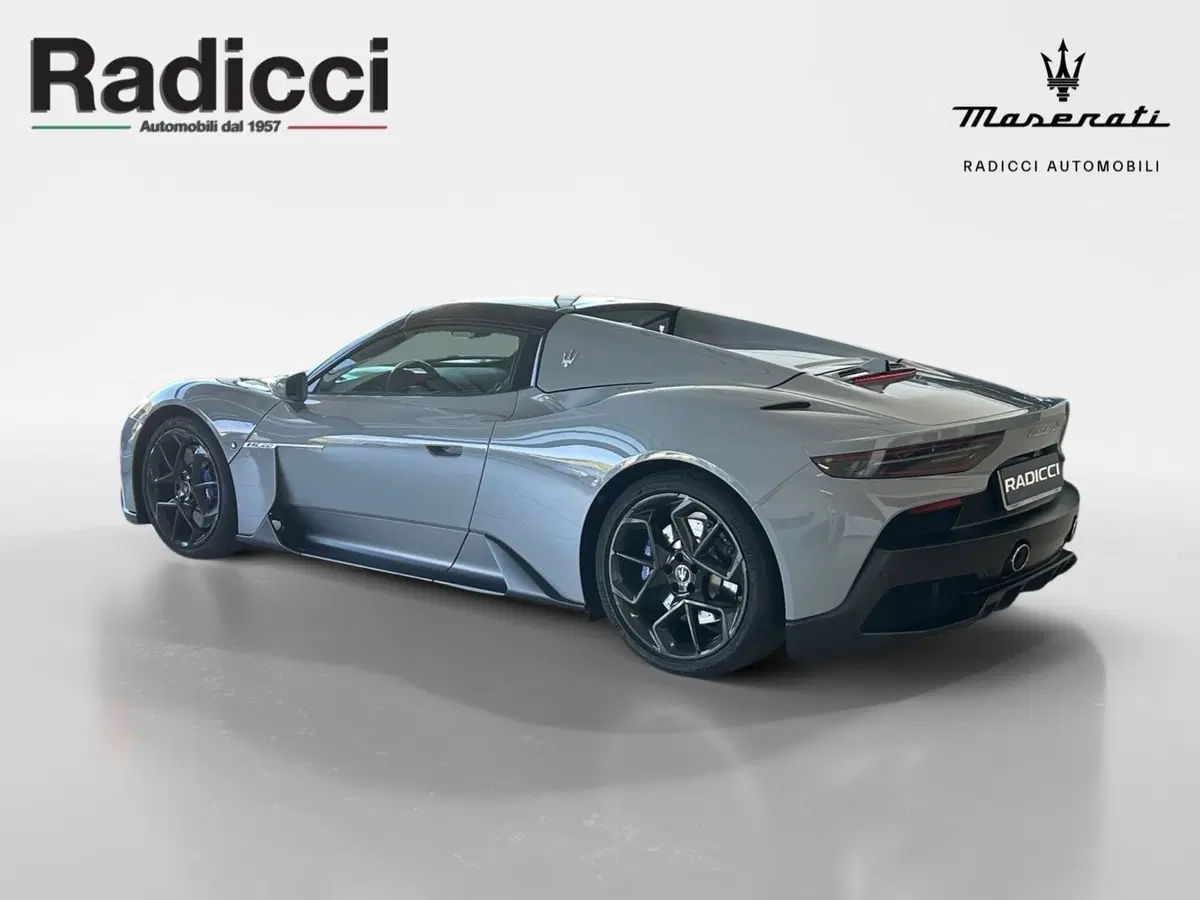 Maserati MC20 Spider usata a Ancona (8)