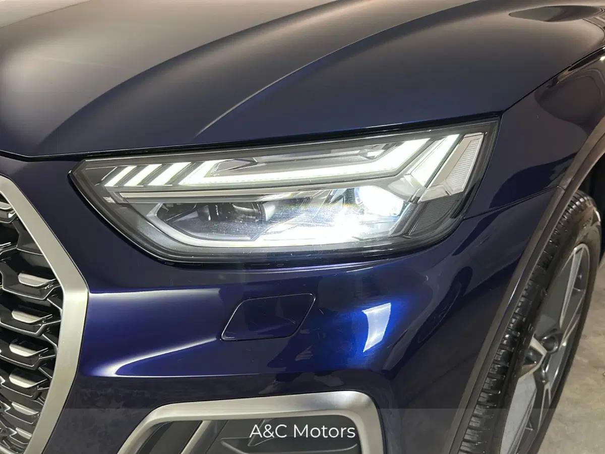 Audi Q5 Sportback usata a Napoli (18)