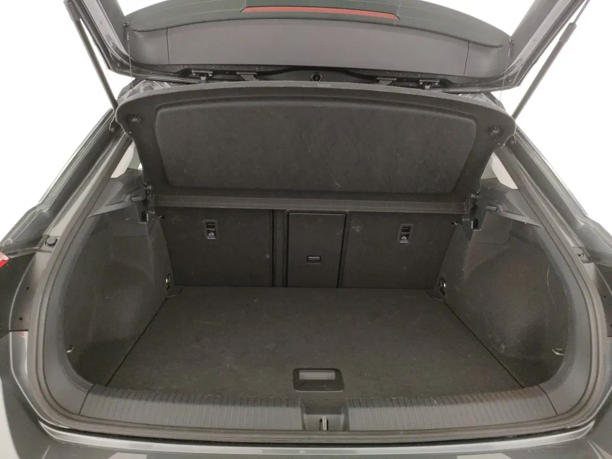 Volkswagen T-Roc usata a Napoli (18)