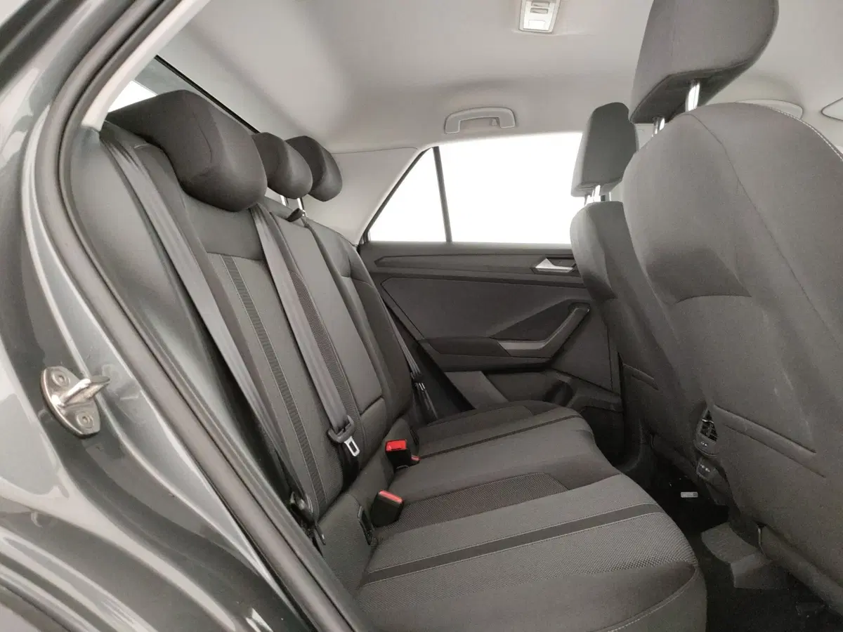 Volkswagen T-Roc usata a Napoli (9)