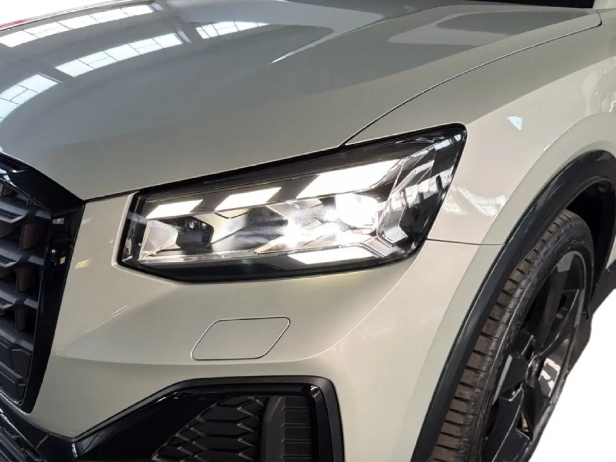 Audi Q2 usata a Napoli (16)