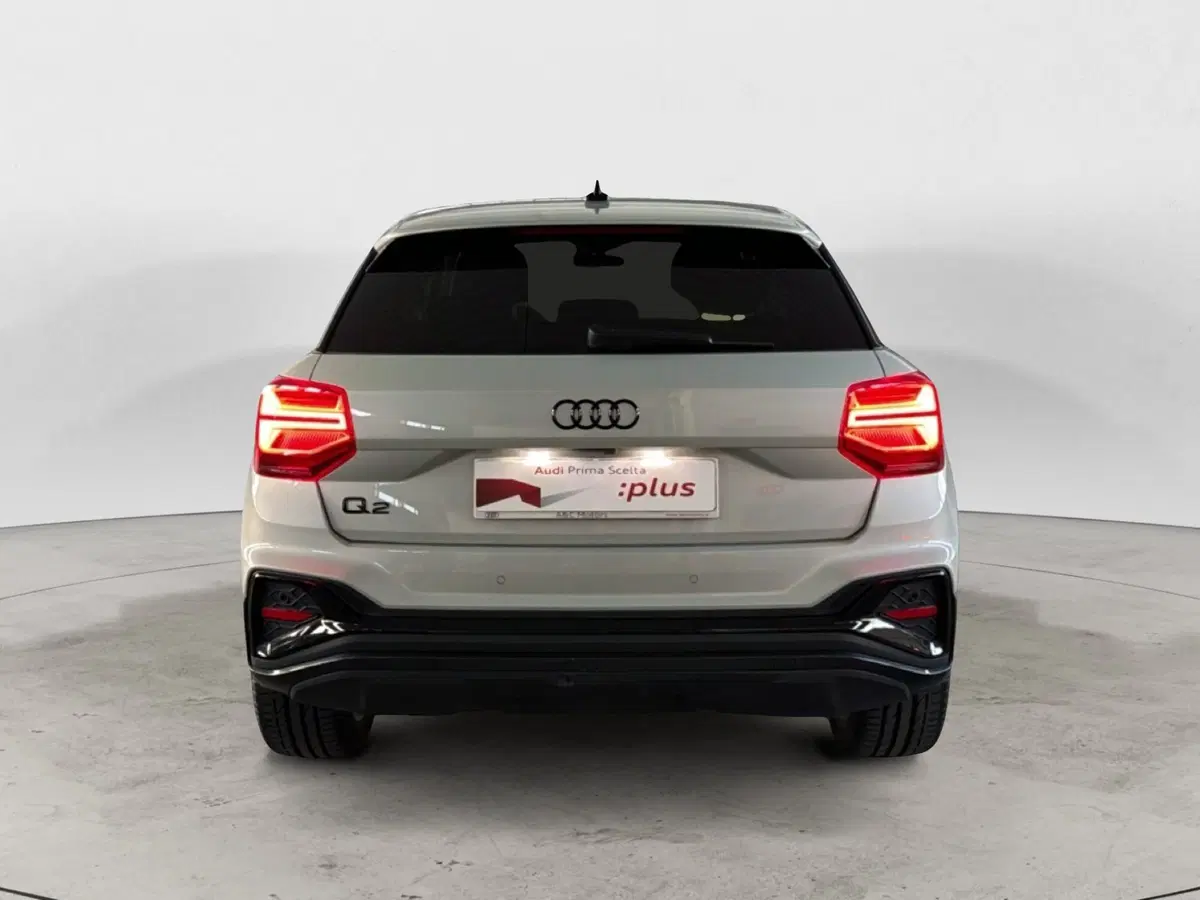 Audi Q2 usata a Napoli (5)