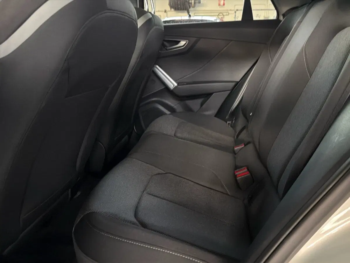Audi Q2 usata a Napoli (7)