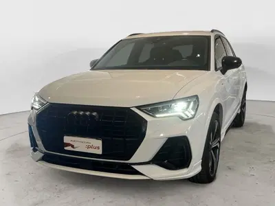 Audi Q3 Sportback 35 2.0 tdi S line edition s-tronic del 2023 usata a Pozzuoli