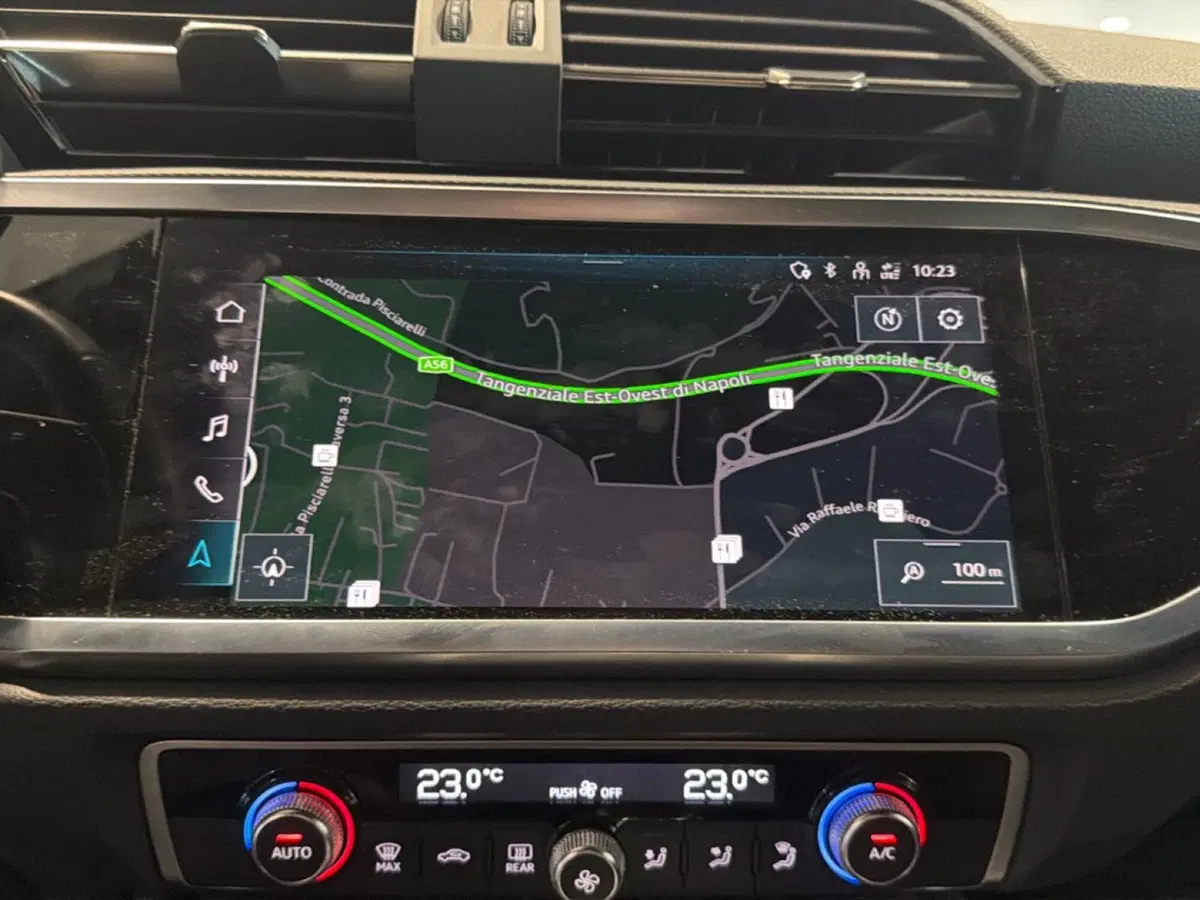 Audi Q3 Sportback usata a Napoli (14)