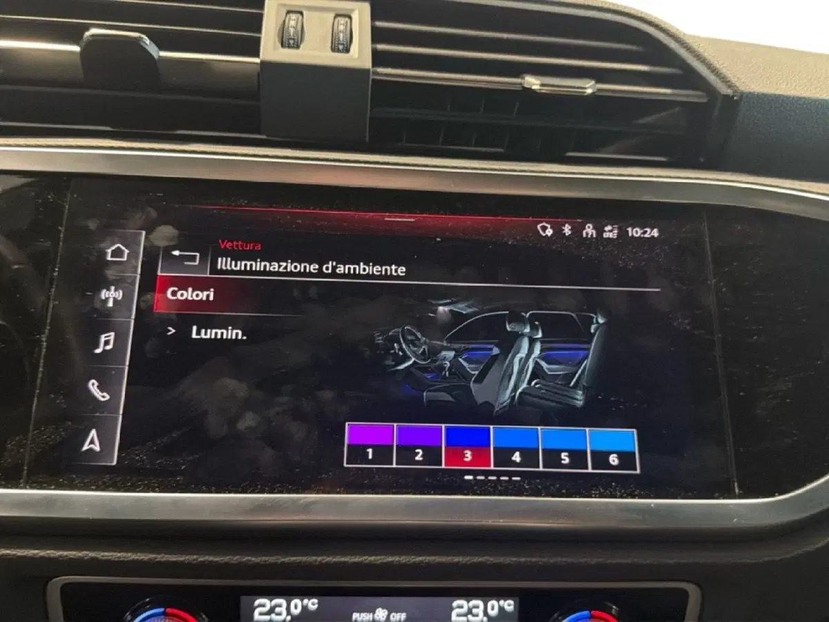 Audi Q3 Sportback usata a Napoli (17)