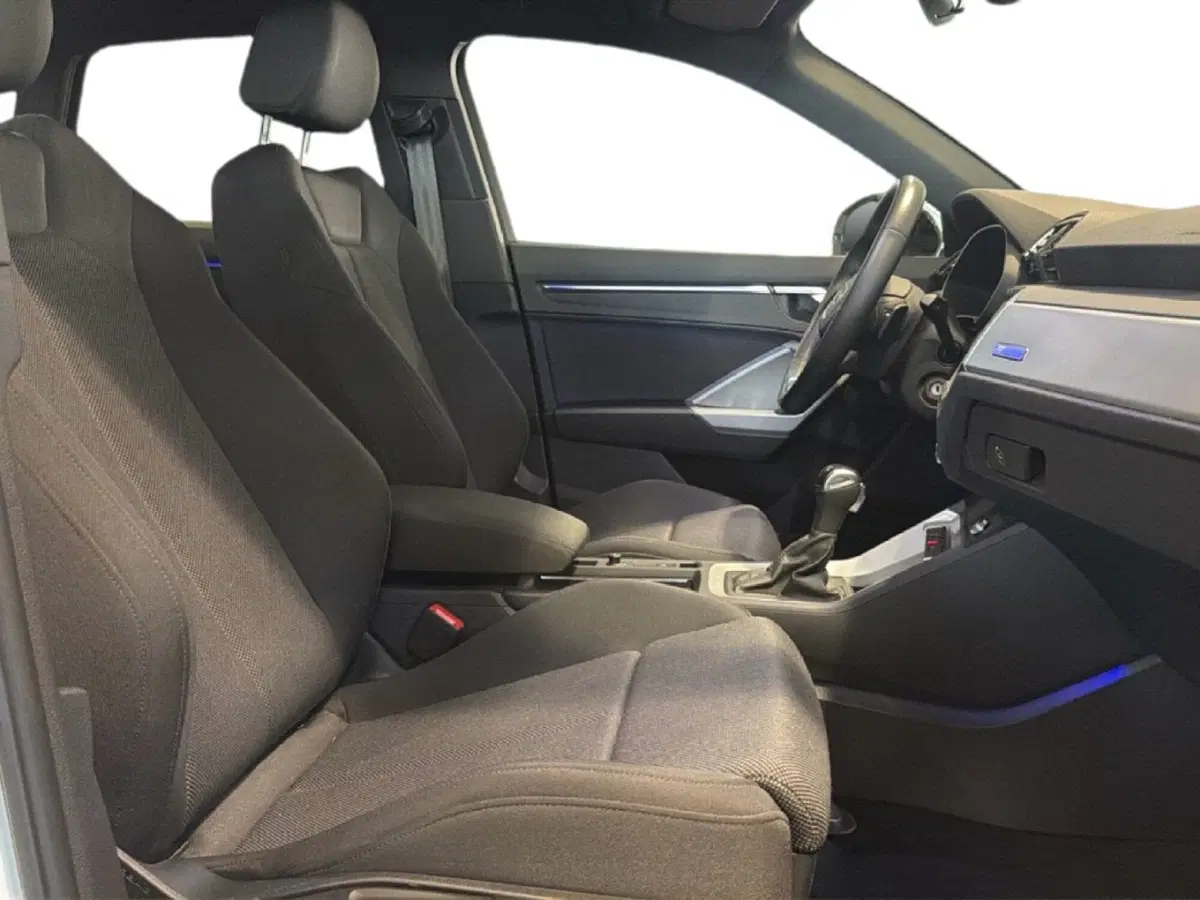 Audi Q3 Sportback usata a Napoli (6)